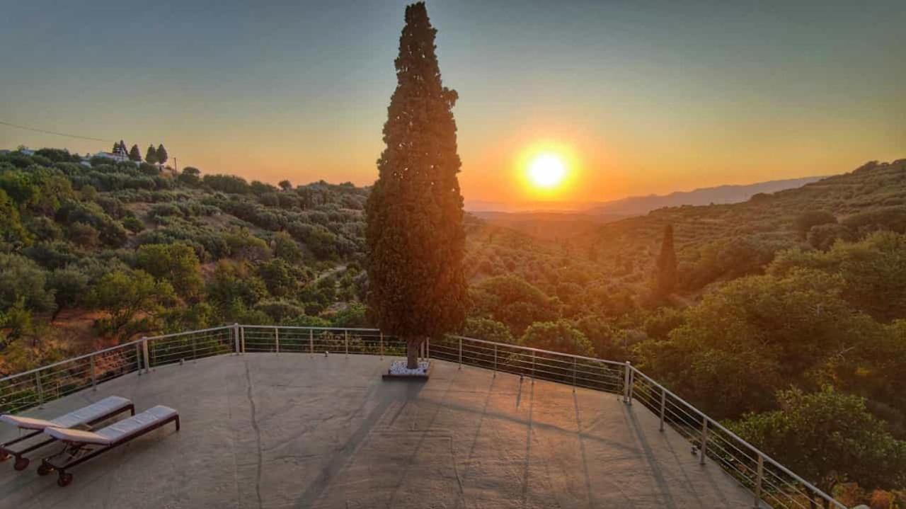 Villa Irini - Cretan Luxury Villa With Amazing View Paraspori  Exteriör bild